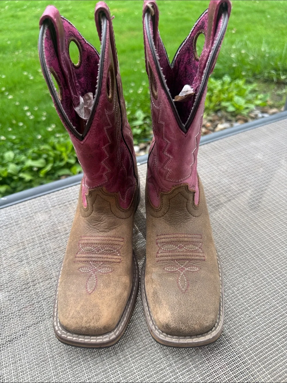 Shyanne Girls Brown Foot Pink Shaft Pull-On Western Boots